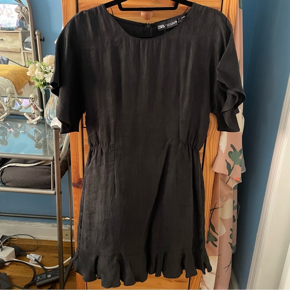 ZARA RUFFLE DRESS - Picture 5 of 7